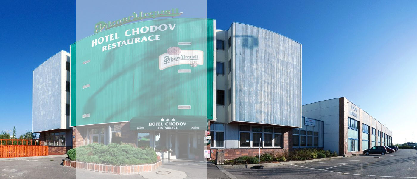 Hlavní vstup do budovy Hotelu Chodov Praha